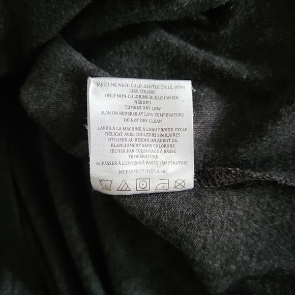 2 x Aeropostale Women's T-Shirt Size M NYC-1987 Short Sleeve - Picture 7 of 11